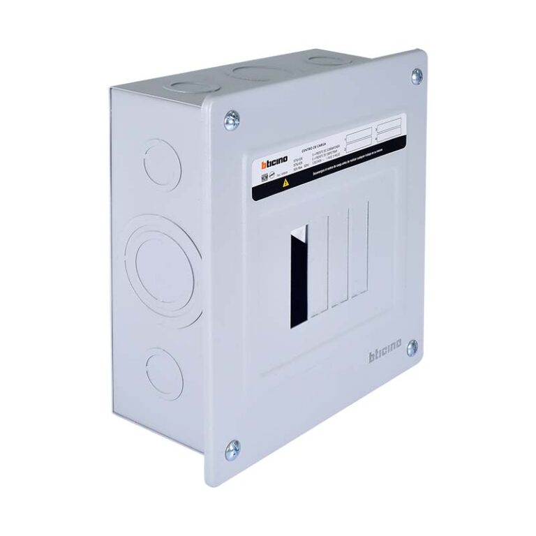 Centro de carga de 4 polos, 60 A,120/240V Bticino (BTN/4EN) - Edison