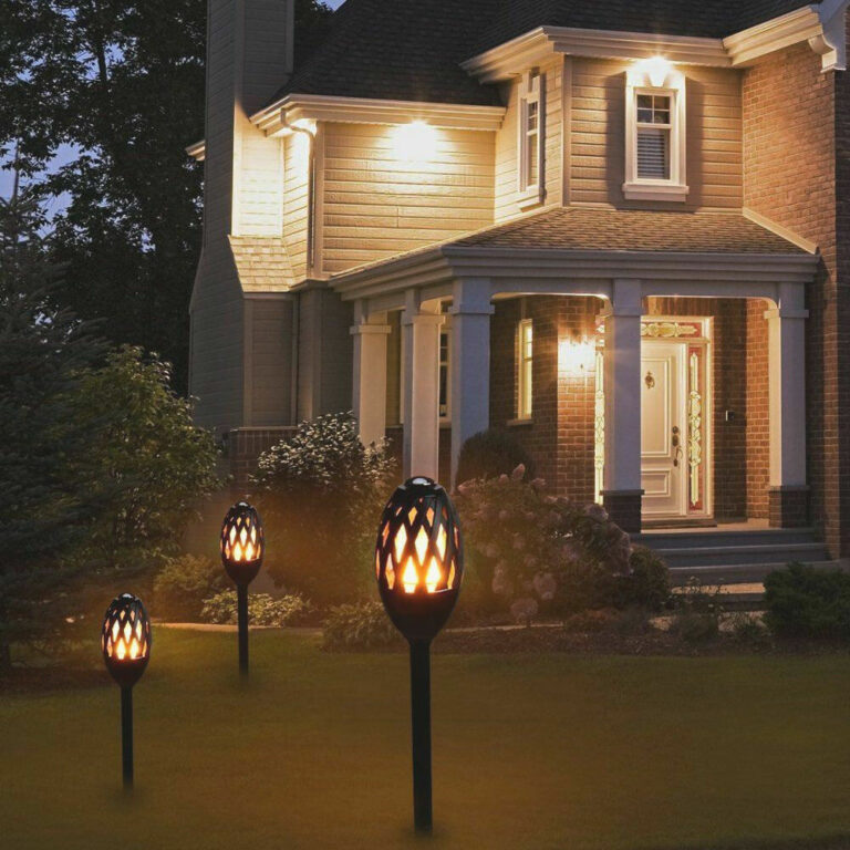 Luminaria LED tipo Efecto Antorcha para Jardín Recargable por usb ip65